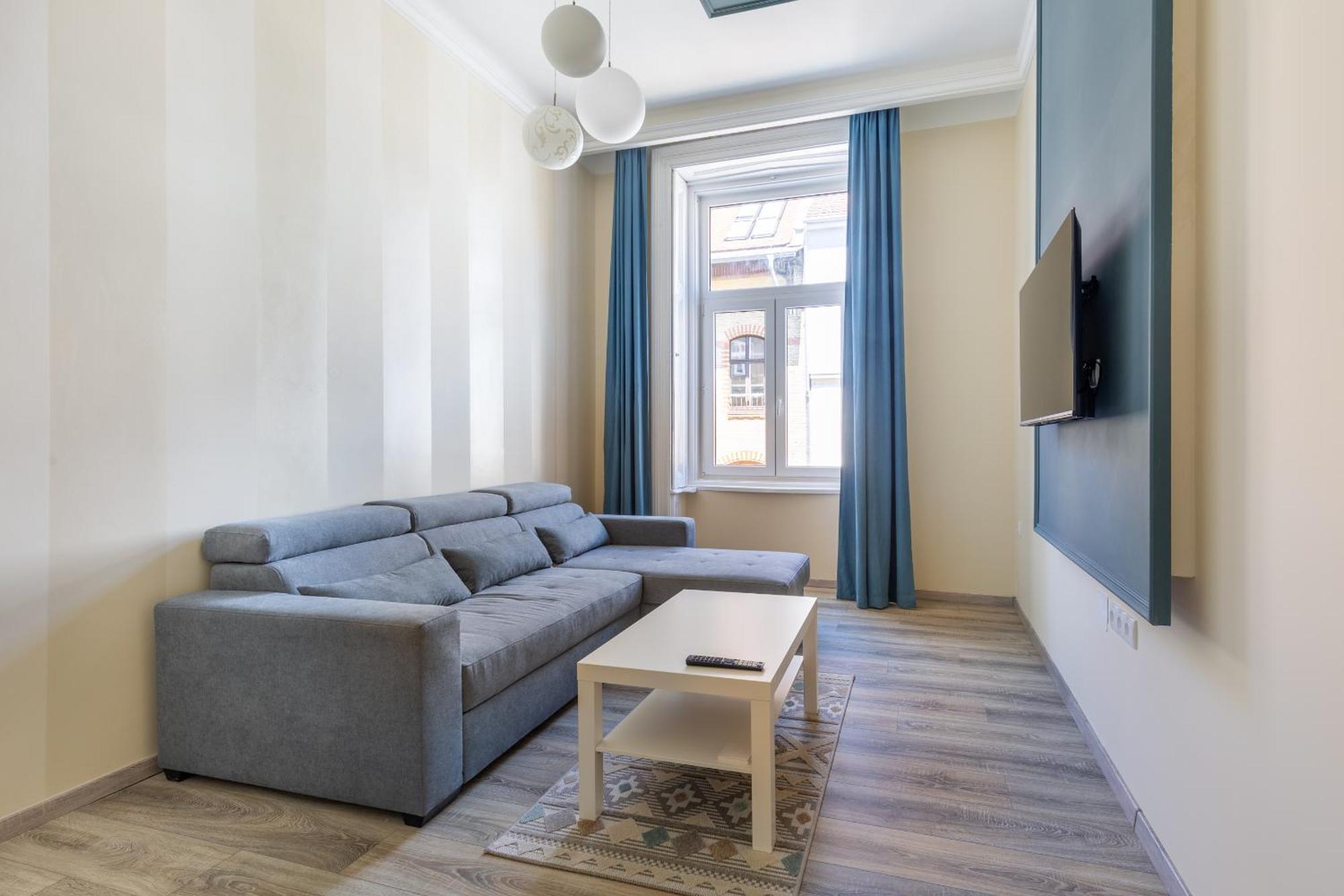 R62A Rottenbiller Apartment Budapest Luaran gambar